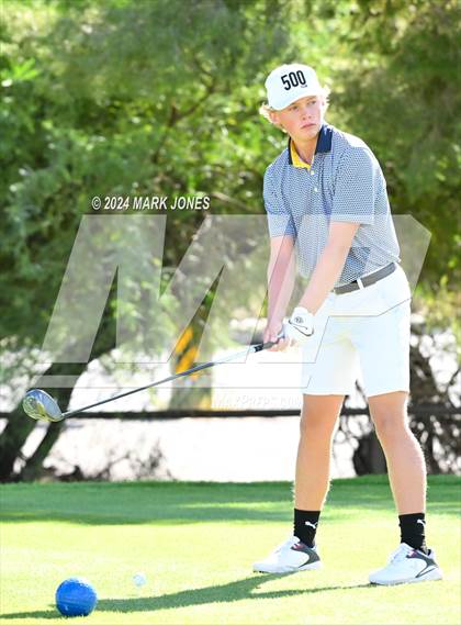 Thumbnail 2 in AIA Division I Finals photogallery.