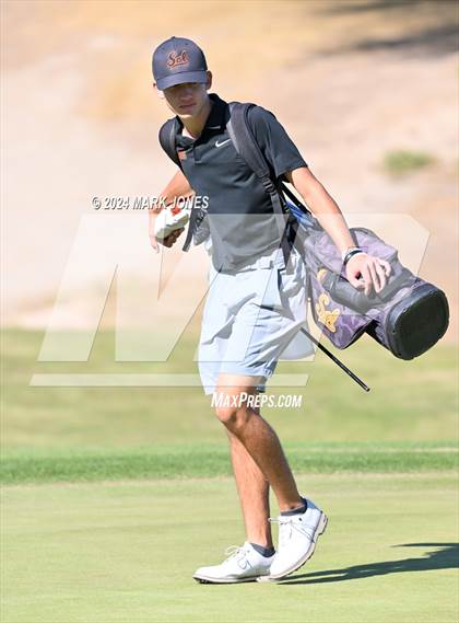 Thumbnail 1 in AIA Division I Finals photogallery.