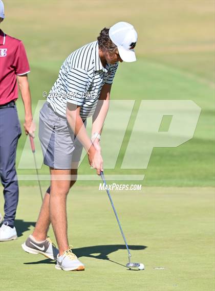 Thumbnail 2 in AIA Division I Finals photogallery.