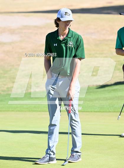 Thumbnail 2 in AIA Division I Finals photogallery.