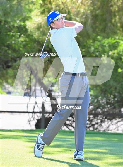 Thumbnail 2 in AIA Division I Finals photogallery.