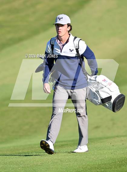 Thumbnail 2 in AIA Division I Finals photogallery.