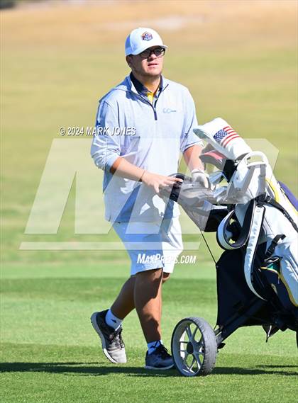 Thumbnail 2 in AIA Division I Finals photogallery.