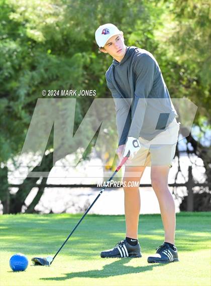 Thumbnail 2 in AIA Division I Finals photogallery.