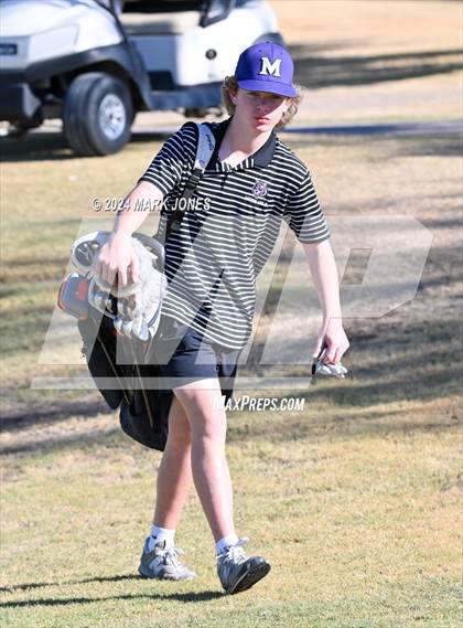 Thumbnail 2 in AIA Division I Finals photogallery.