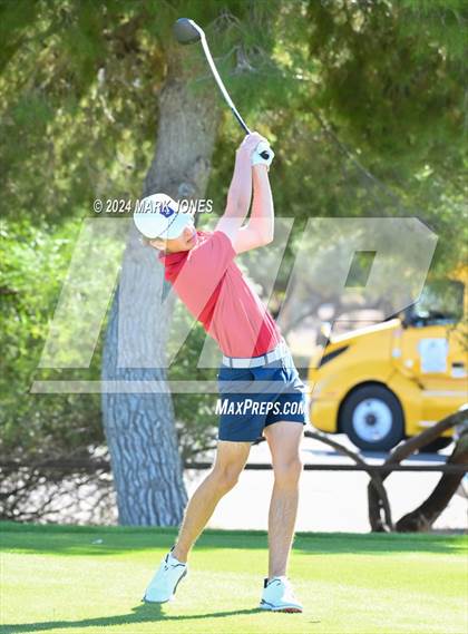 Thumbnail 2 in AIA Division I Finals photogallery.