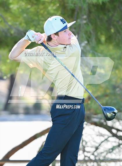 Thumbnail 1 in AIA Division I Finals photogallery.