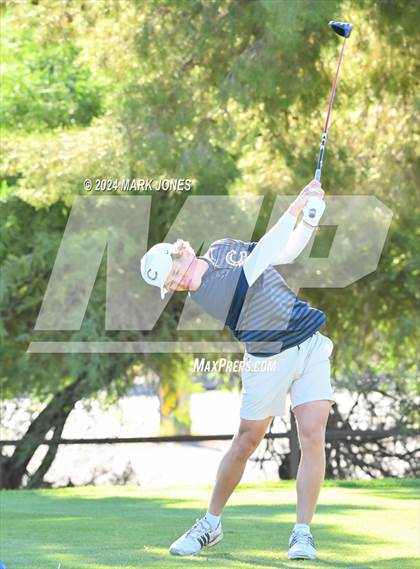 Thumbnail 2 in AIA Division I Finals photogallery.