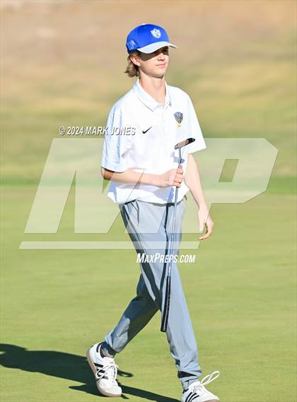 Thumbnail 2 in AIA Division I Finals photogallery.