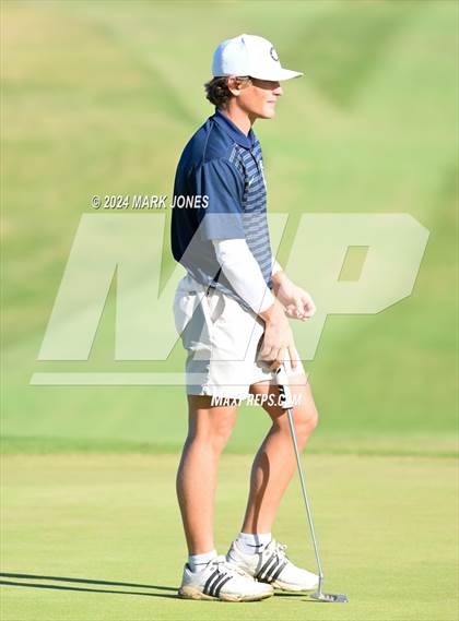 Thumbnail 2 in AIA Division I Finals photogallery.