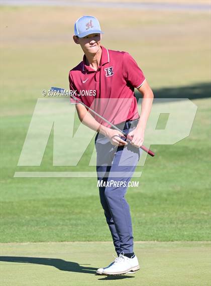 Thumbnail 2 in AIA Division I Finals photogallery.