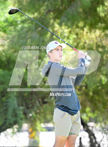 Thumbnail 2 in AIA Division I Finals photogallery.