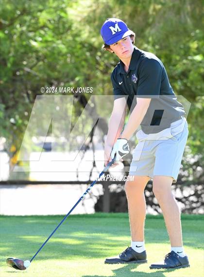 Thumbnail 2 in AIA Division I Finals photogallery.