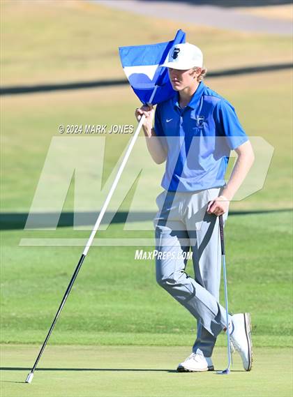 Thumbnail 2 in AIA Division I Finals photogallery.