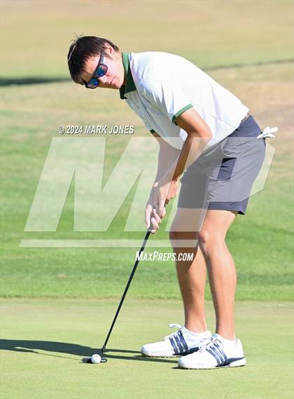 Thumbnail 2 in AIA Division I Finals photogallery.