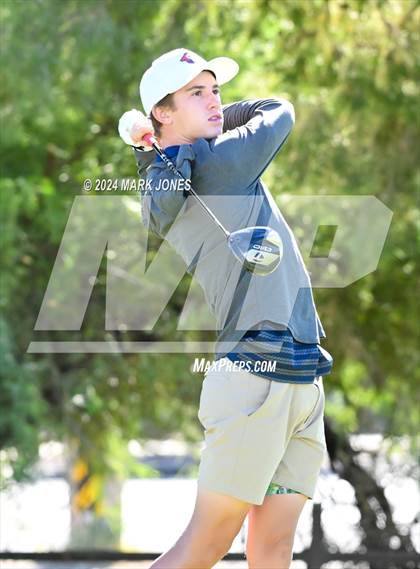 Thumbnail 1 in AIA Division I Finals photogallery.