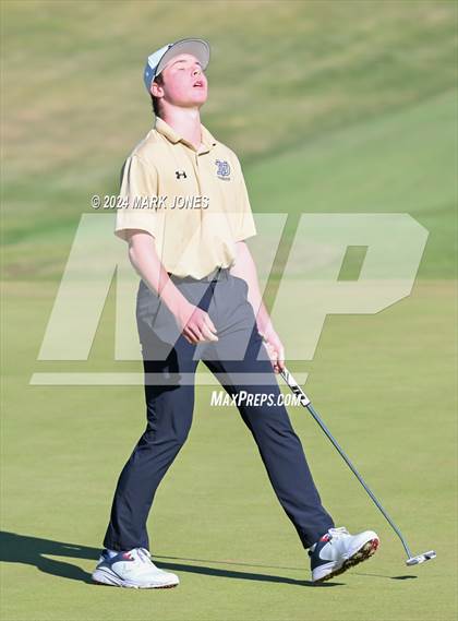 Thumbnail 2 in AIA Division I Finals photogallery.