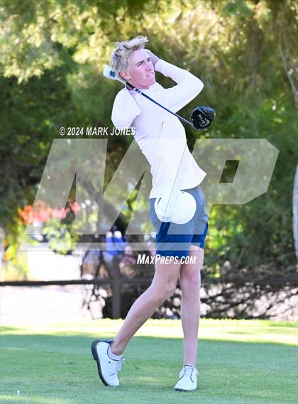 Thumbnail 2 in AIA Division I Finals photogallery.