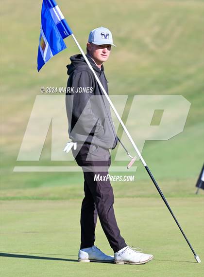 Thumbnail 3 in AIA Division I Finals photogallery.
