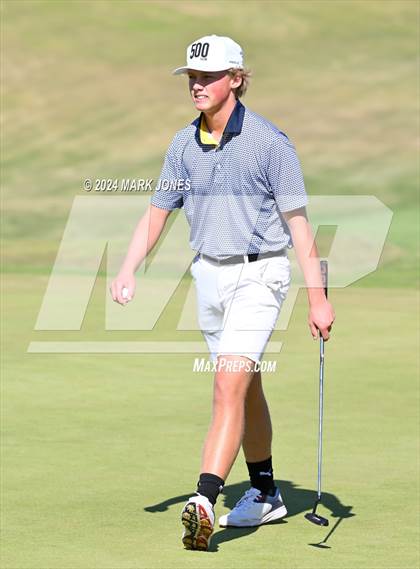Thumbnail 2 in AIA Division I Finals photogallery.