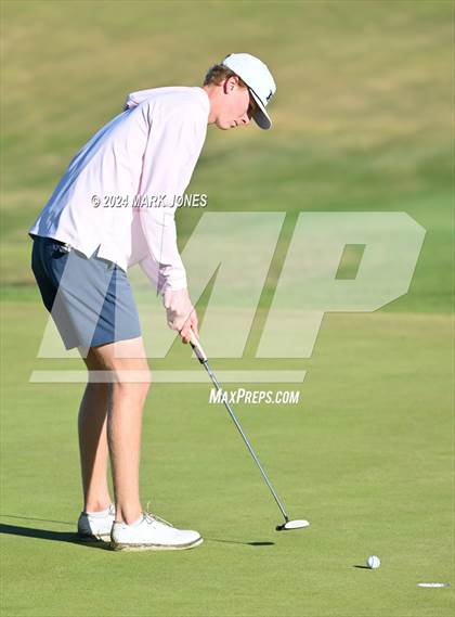 Thumbnail 1 in AIA Division I Finals photogallery.