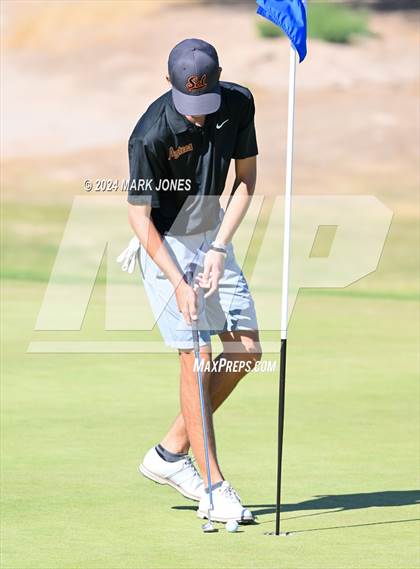 Thumbnail 2 in AIA Division I Finals photogallery.