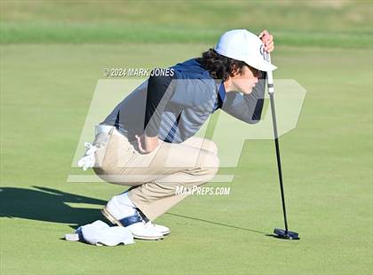 Thumbnail 3 in AIA Division I Finals photogallery.