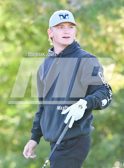 Thumbnail 3 in AIA Division I Finals photogallery.