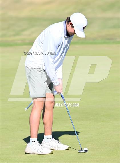 Thumbnail 1 in AIA Division I Finals photogallery.