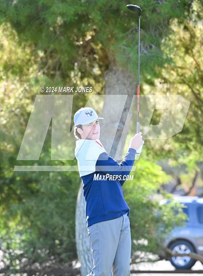 Thumbnail 3 in AIA Division I Finals photogallery.