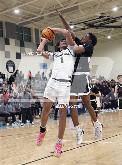 Thumbnail 2 in Ardrey Kell vs. Providence (SW7A8A Semifinal) photogallery.