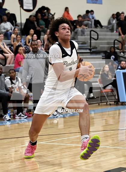 Thumbnail 1 in Ardrey Kell vs. Providence (SW7A8A Semifinal) photogallery.