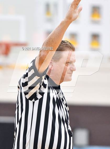 Thumbnail 1 in West Campus vs. Foothill (Mel Good Holiday Classic) photogallery.