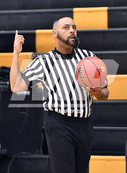 Thumbnail 2 in West Campus vs. Foothill (Mel Good Holiday Classic) photogallery.
