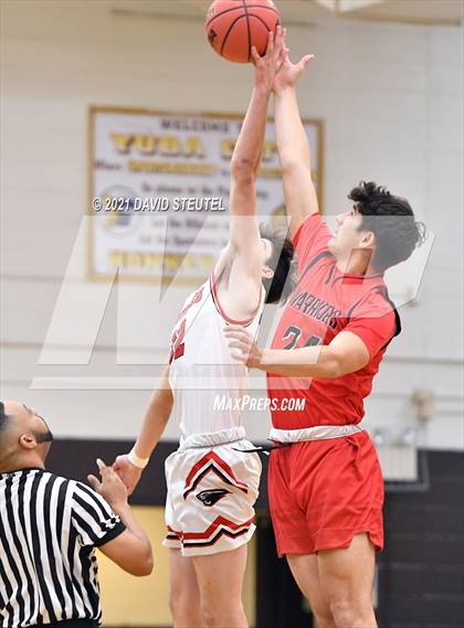Thumbnail 1 in West Campus vs. Foothill (Mel Good Holiday Classic) photogallery.