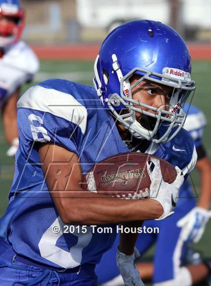 Thumbnail 1 in Charter Oak vs Los Altos photogallery.