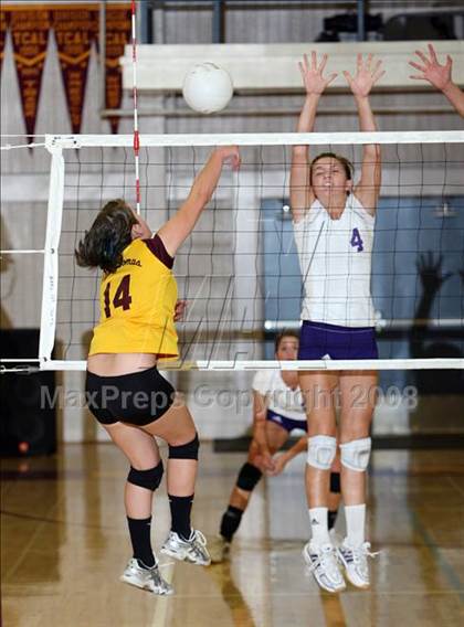 Thumbnail 2 in Amador Valley @ Las Lomas photogallery.
