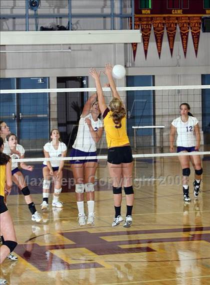 Thumbnail 2 in Amador Valley @ Las Lomas photogallery.