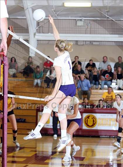 Thumbnail 1 in Amador Valley @ Las Lomas photogallery.