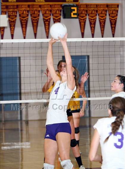 Thumbnail 1 in Amador Valley @ Las Lomas photogallery.