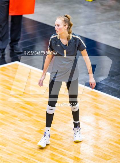 Thumbnail 1 in Farmington vs. Davis (UHSAA 6A Consolation Round) photogallery.