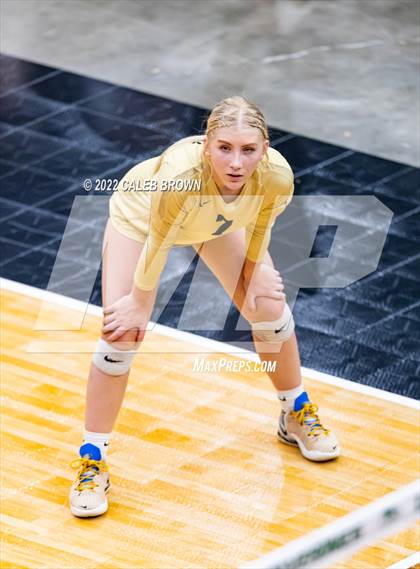 Thumbnail 3 in Farmington vs. Davis (UHSAA 6A Consolation Round) photogallery.