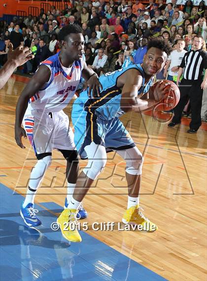 Thumbnail 1 in James Island vs. South Florence photogallery.