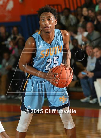 Thumbnail 2 in James Island vs. South Florence photogallery.