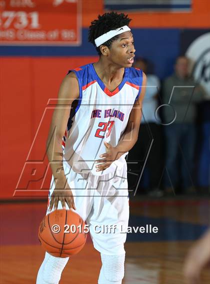 Thumbnail 2 in James Island vs. South Florence photogallery.