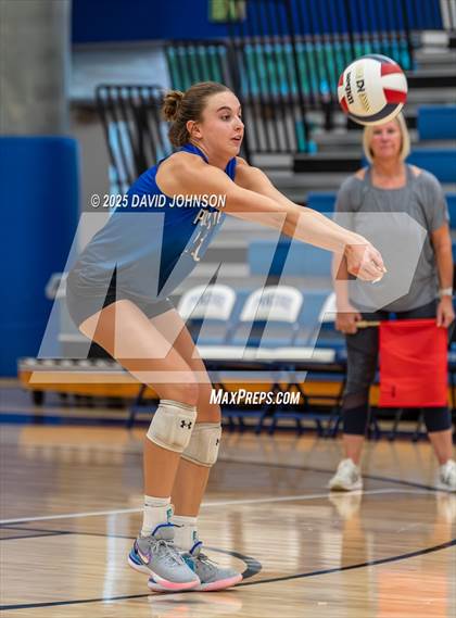 Thumbnail 2 in Loveland @ Poudre photogallery.