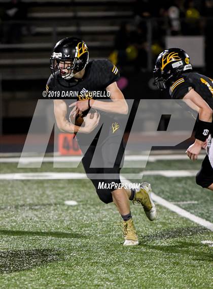Thumbnail 2 in Phoenix Christian @ Round Valley (AIA 2A State Final) photogallery.
