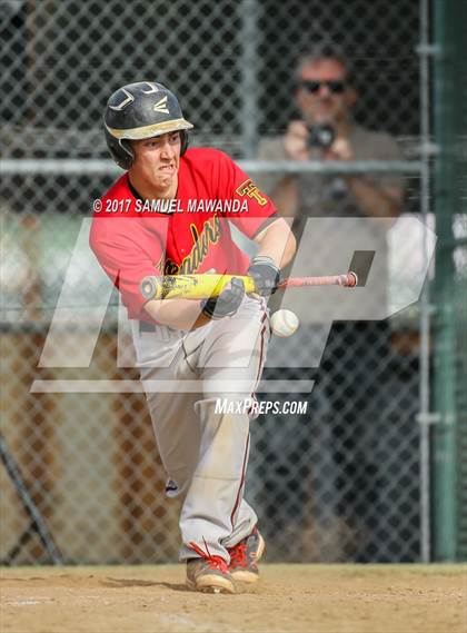 Thumbnail 3 in Taft vs Granada Hills Charter photogallery.