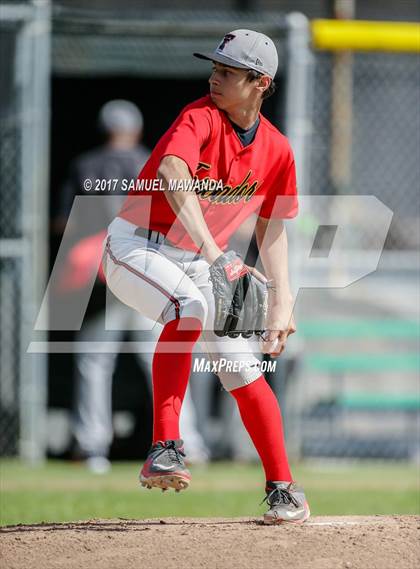 Thumbnail 2 in Taft vs Granada Hills Charter photogallery.