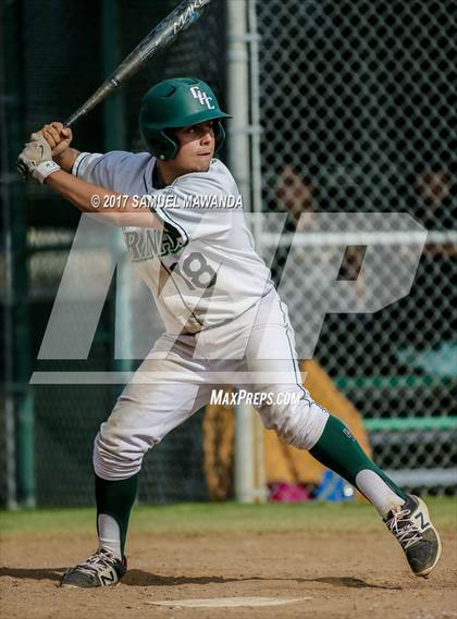 Thumbnail 2 in Taft vs Granada Hills Charter photogallery.
